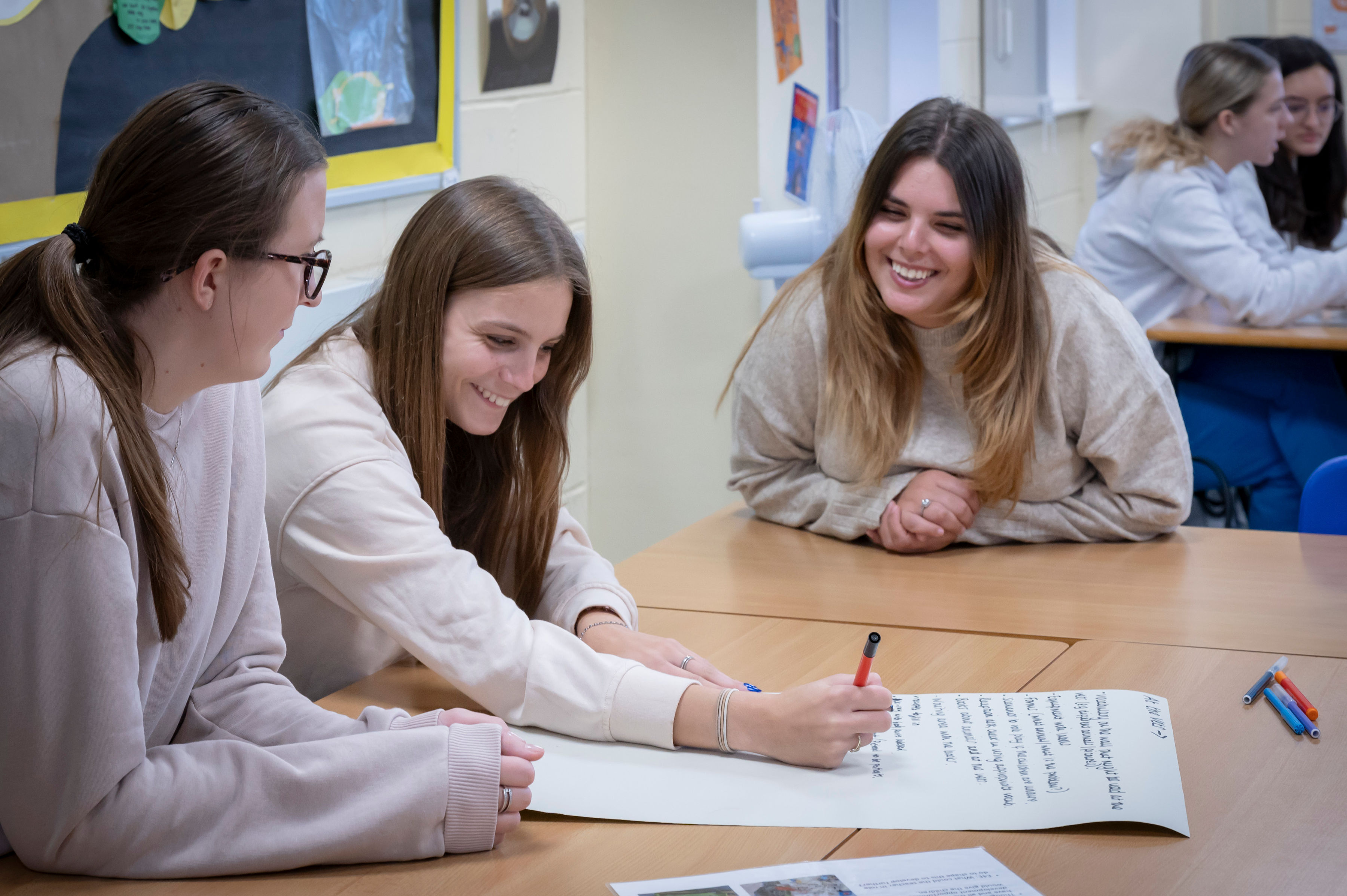 Education students working together.