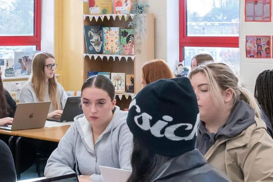 education-teaching-oct24-dsc006-crop