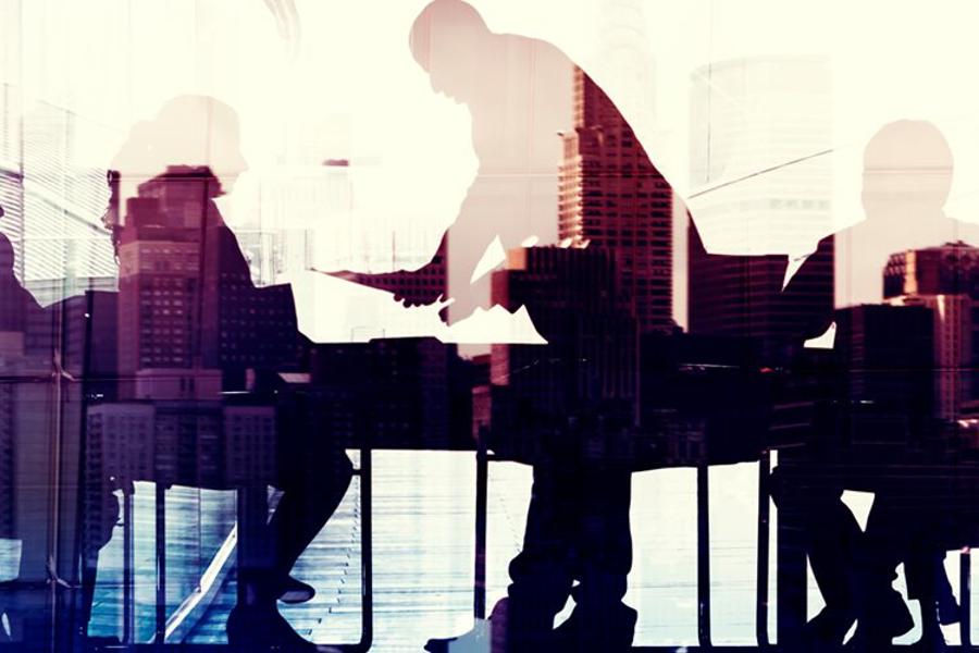 int-bus-management1-Cropped-2000x500