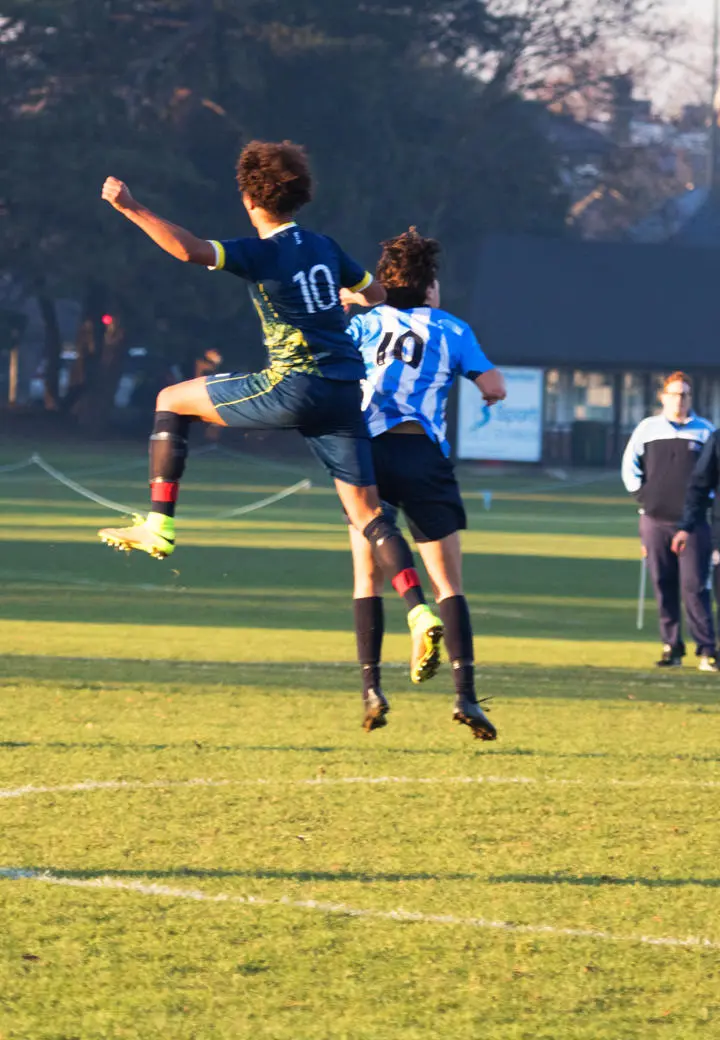 teddington-lock-football