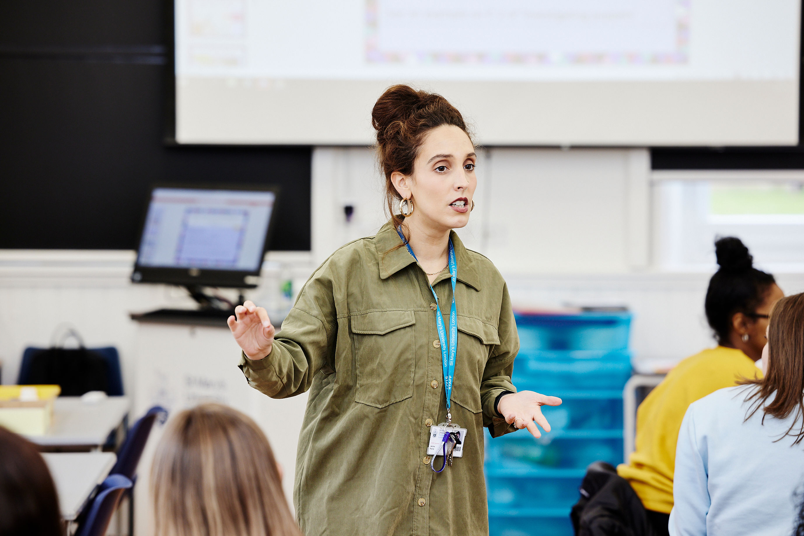 POSTGRADUATE-TEACHERTRAINING-050A5706ST02_1