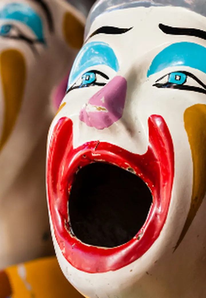 website_clown_2880x1380