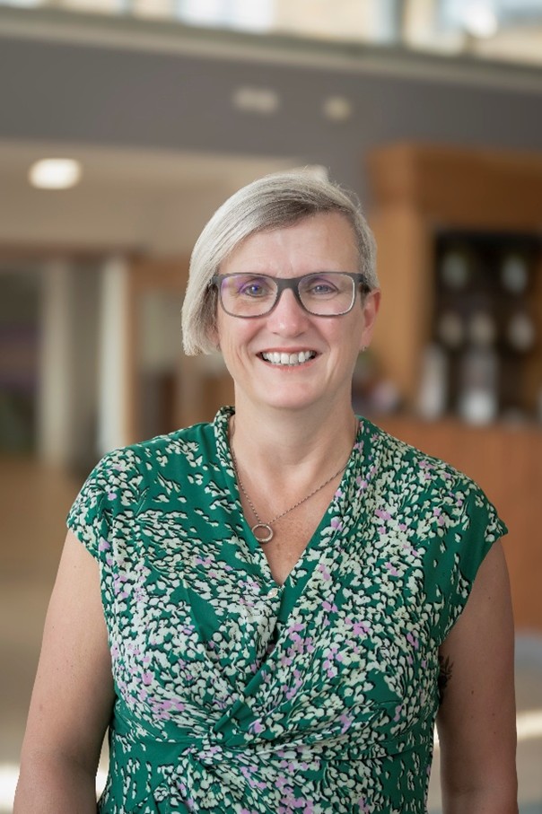 Prof Amanda Harvey headshot