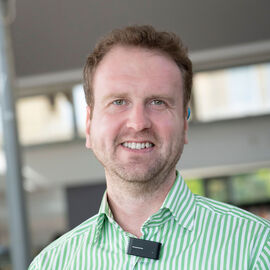 Prof David Sunnucks headshot