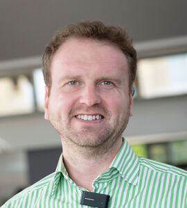 Prof David Sunnucks headshot