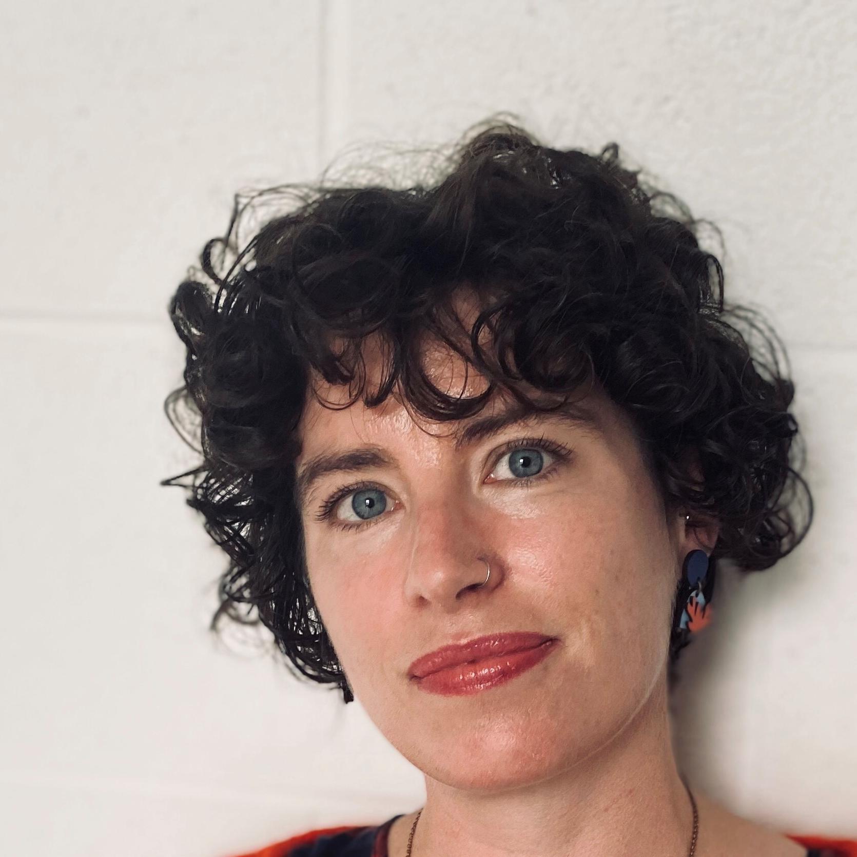 Elaine Saunders headshot