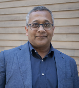 Indranil Chakravorty headshot